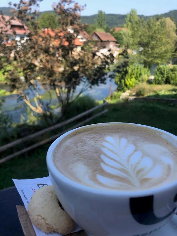 Krka River Lodge Znojile pri Krki Экстерьер фото