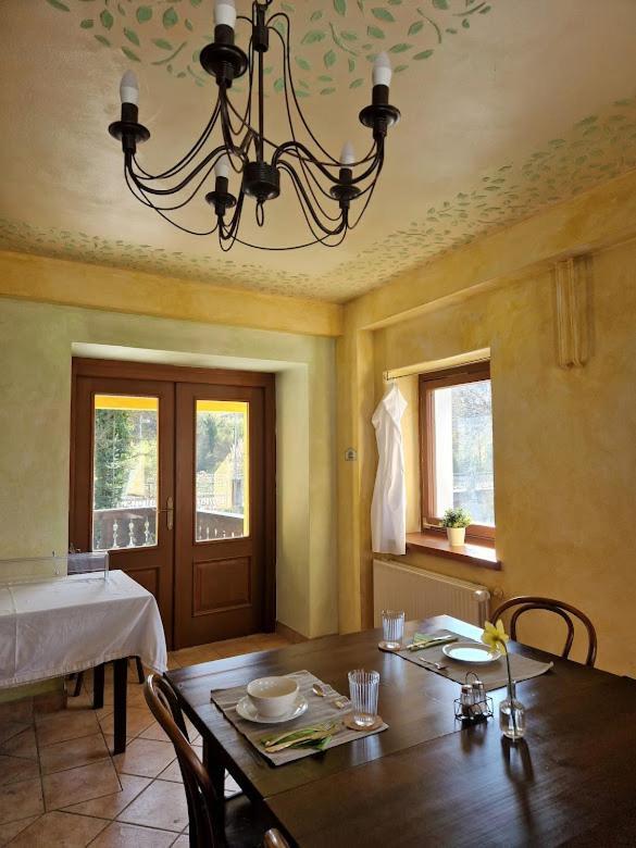 Krka River Lodge Znojile pri Krki Экстерьер фото